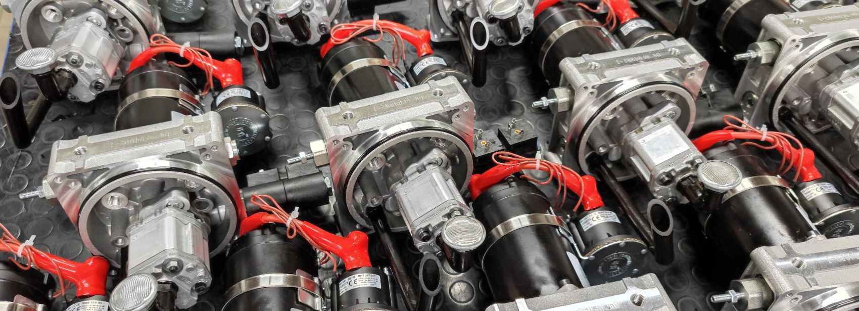 Comparing 12v and 24vdc Hydraulic Power Units: Which One to Choose? header image
